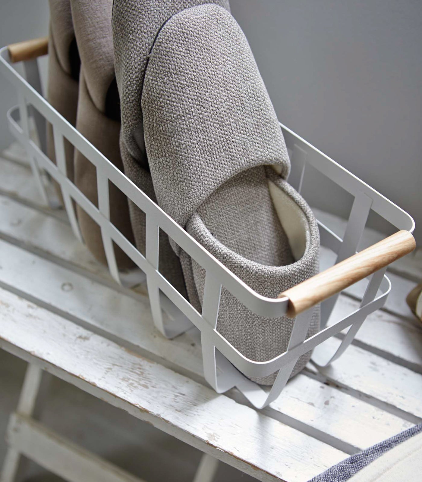Colliam – Small Steel and Wood Basket - Colliam